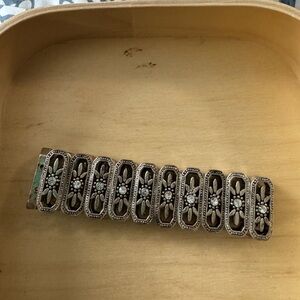 Vintage Silver Tone Stretch Bracelet